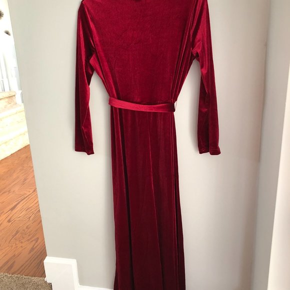 Long Sleeve Wrap V-neck Belted Velvet Burgundy Maxi Dress - Picture 9 of 9
